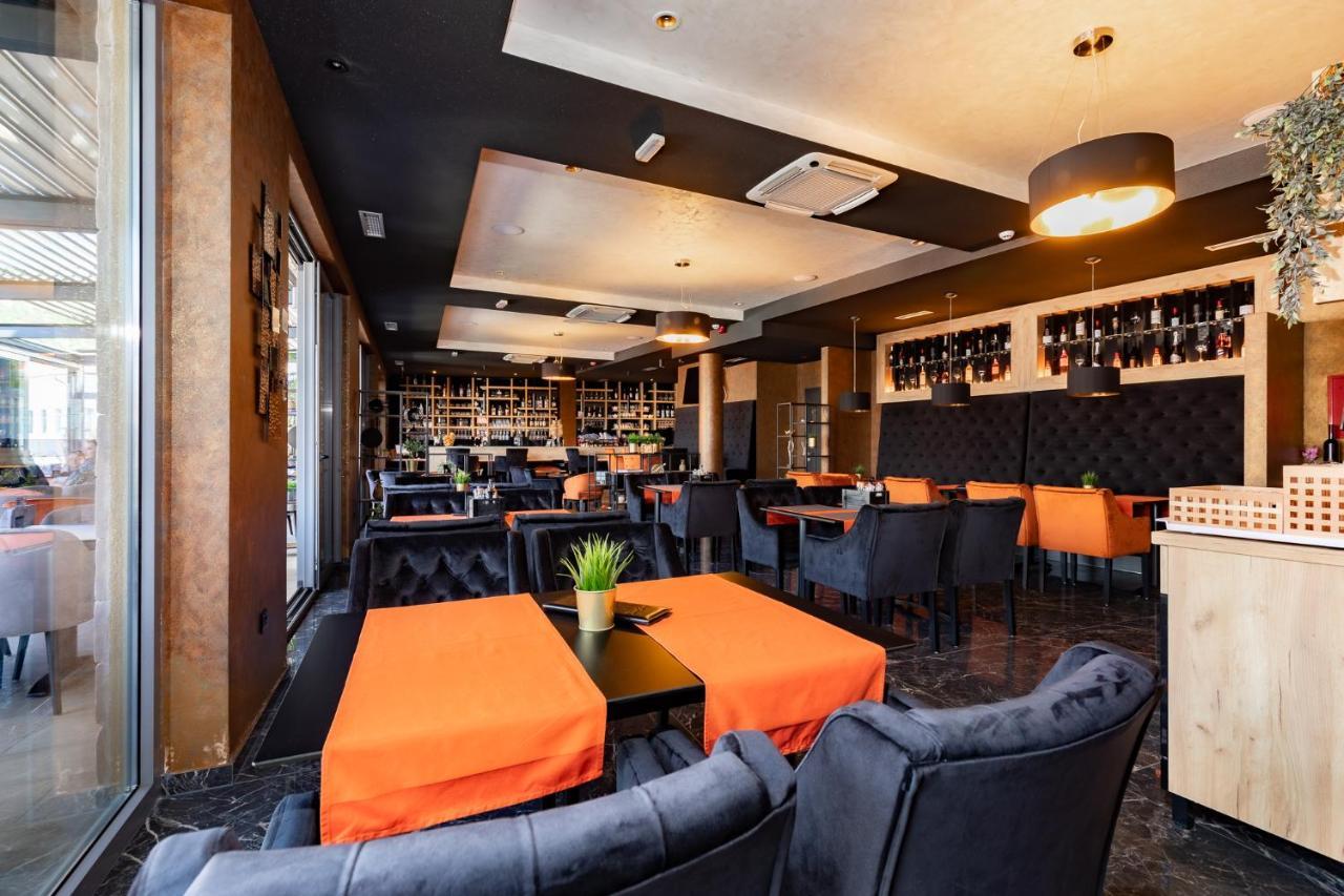 Hotel Meduza Сен Екстериор снимка